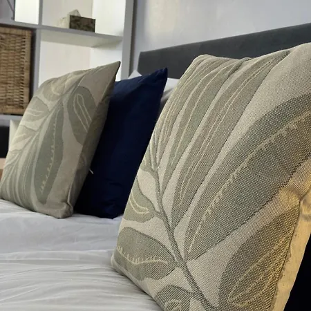 Martina Cozy Blaumana *